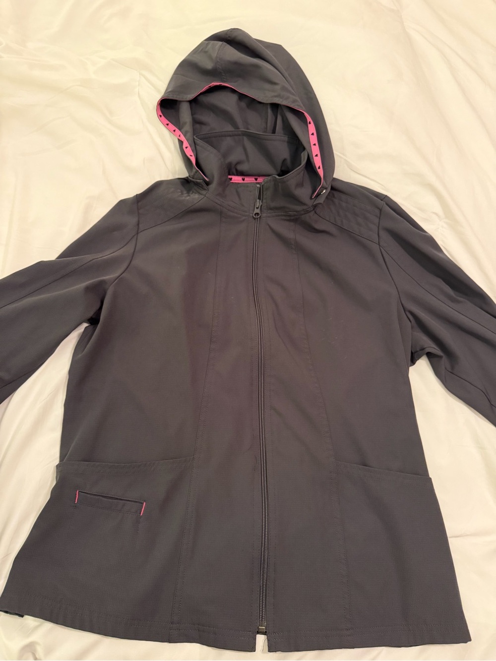 HeartSoul Gray/pewter scrub Jacket with P detachable Hood